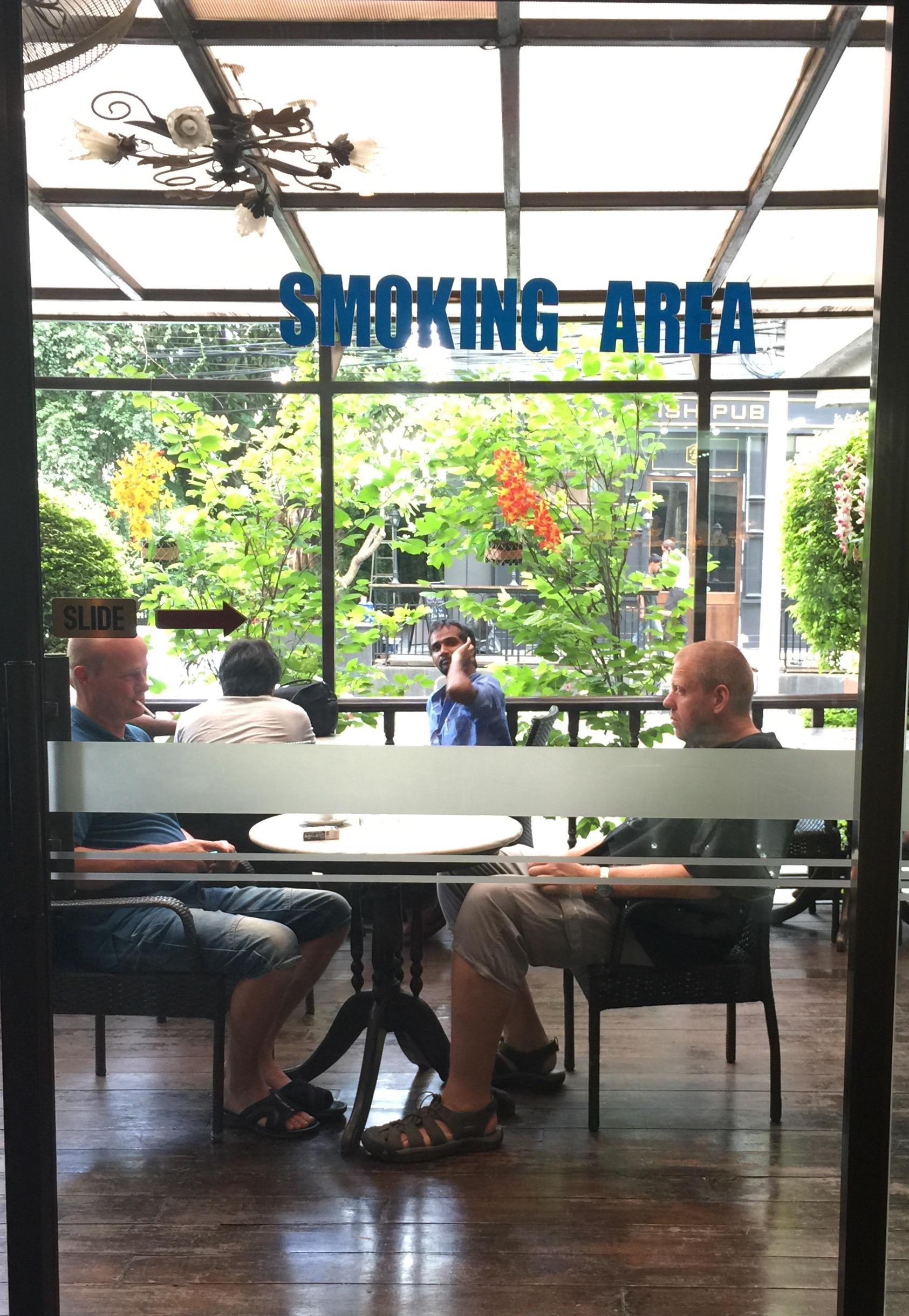 Manhattan Hotel Bangkok Eksteriør billede